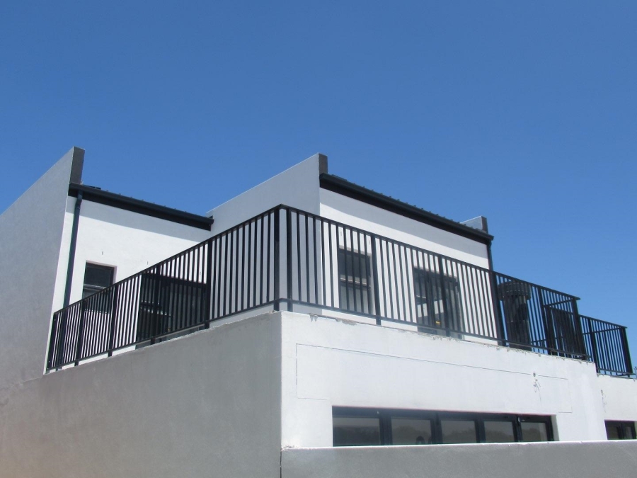 4 Bedroom Property for Sale in Sandown Western Cape